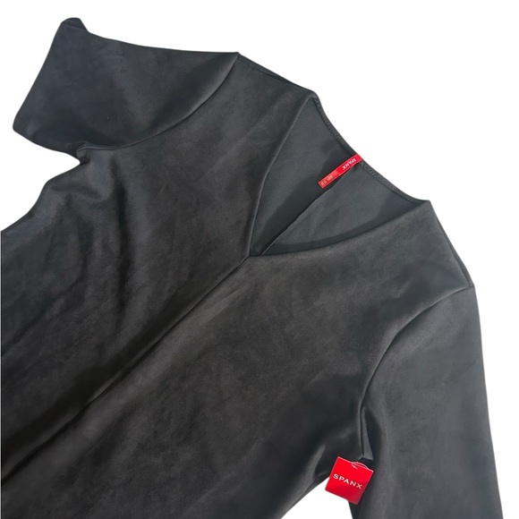 SPANX NWT Faux Suede Column V Neck Short Sleeve Dress Size 2X Black - Picture 9 of 14